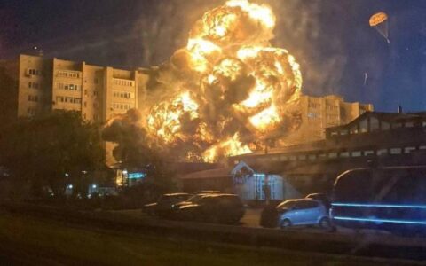 пожар, огонь, дом, Ейск