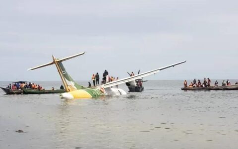 Крушение самолета в Танзании