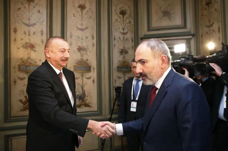 Пашинян и Алиев
