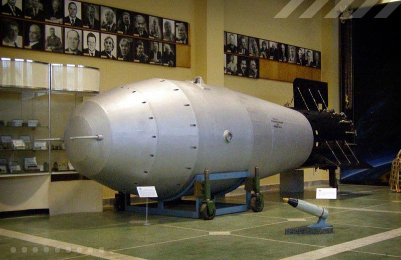 Корпус термоядерной авиабомбы АН602, позднее названной в СМИ «Царь-бомба»