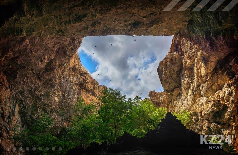 Пещера Акмешит-Ата