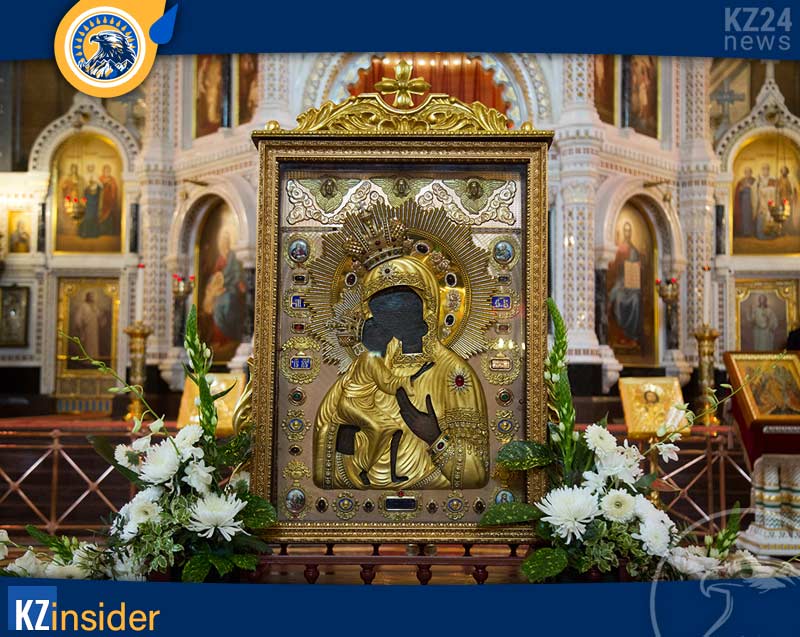 Икона Феодоровской Божьей Матери
