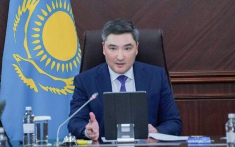 Премьер-министр РК Олжас Бектенов