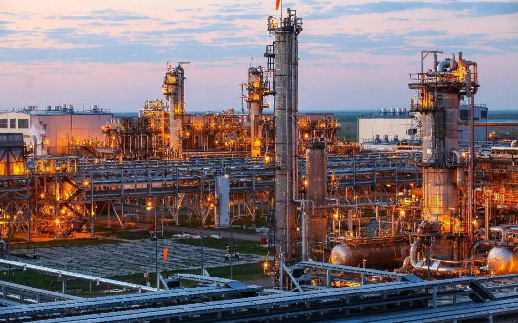 Нефтяной завод