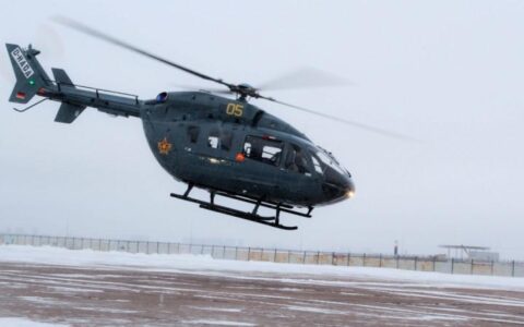 вертолет