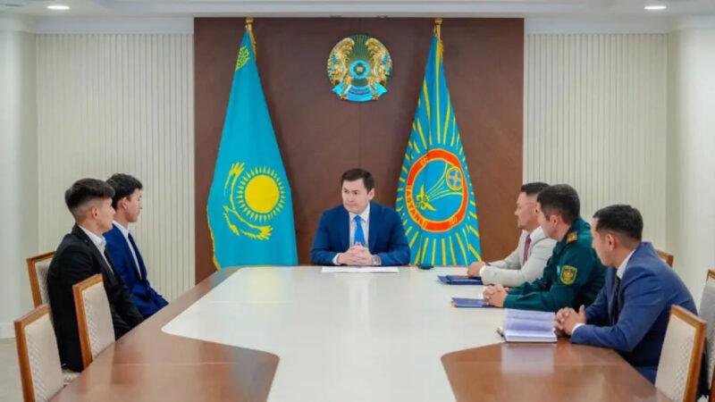 В Астане впервые вручили образовательные гранты молодым астанчанам, завершившим срочную воинскую службу