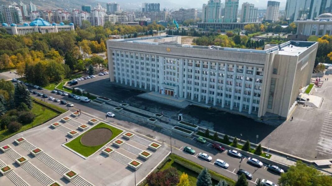 самоподжог