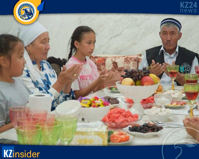 Машина орнына жылқы: Қарағандыдағы 70 жастағы атбегінің тарихы