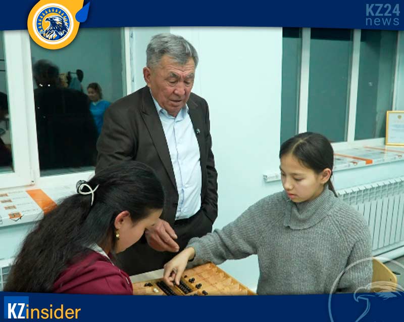 Игра тоғызқұмалақ