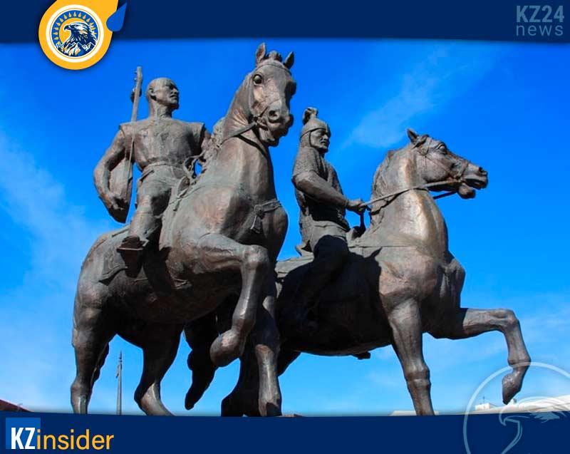 Памятник Махамбету и Исатаю Атырау