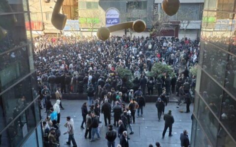 Количество жертв в Иране от протестов растет