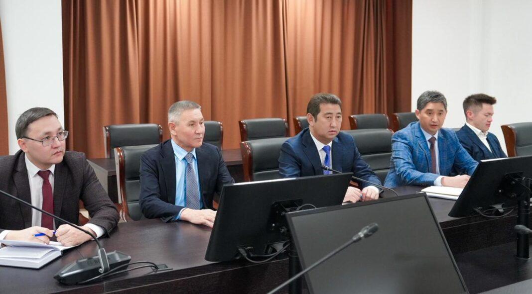 Участники переговоров