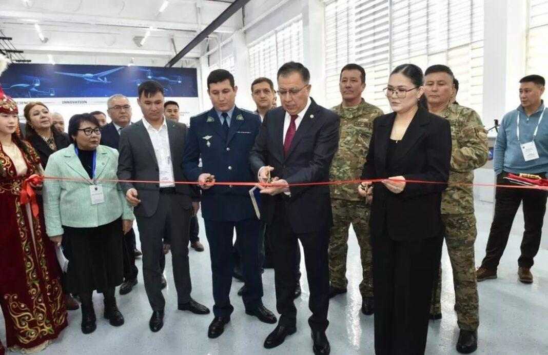 В КазНУ открылся Инновационный центр развития беспилотной авиации