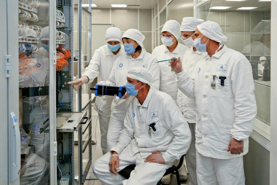 Специалисты атомной энергетики