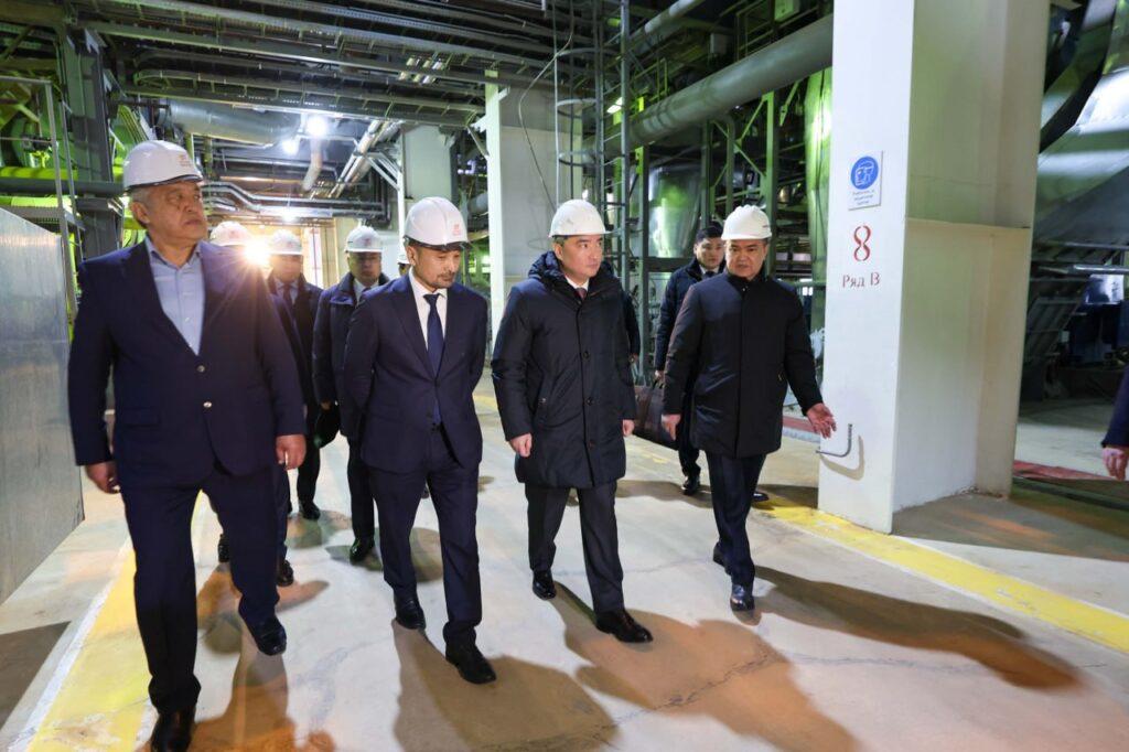 Олжас Бектенов посетил ТЭЦ-3