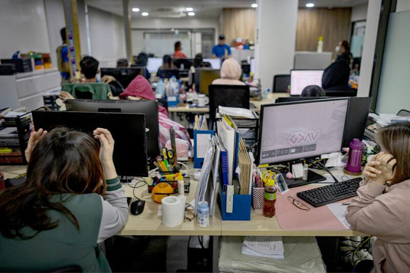 Сотни тысяч людей в Азии вынуждены участвовать в интернет-мошенничестве — доклад ООН