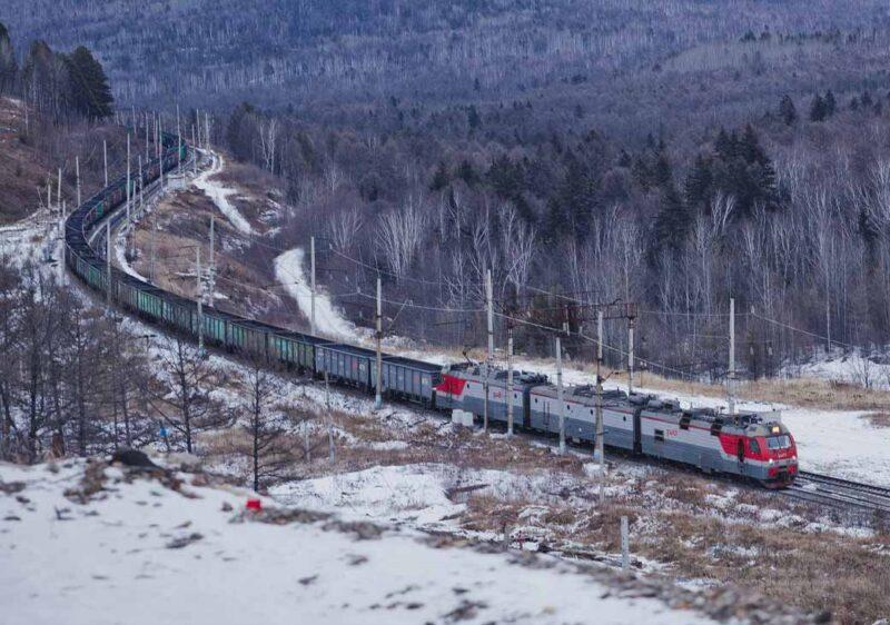 Атаки на Иран усиливают значение транспортных коридоров Евразии