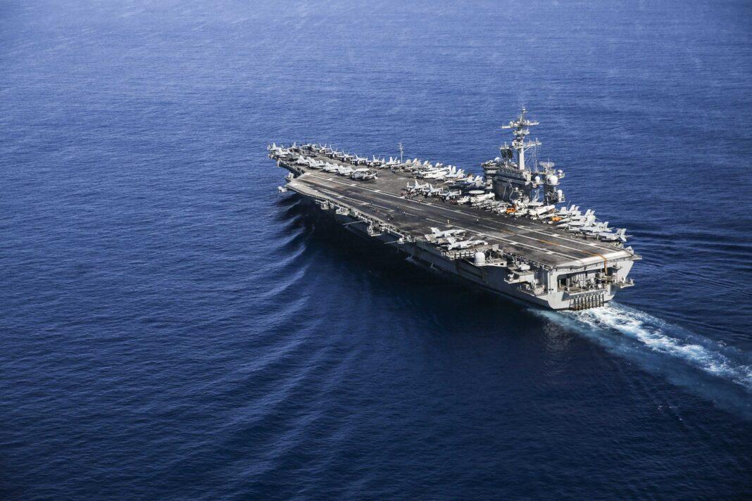 КСИР заявляет, что атаковал авианосец USS Abraham Lincoln