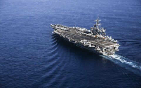 КСИР заявляет, что атаковал авианосец USS Abraham Lincoln