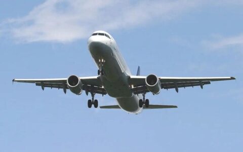 Ближний Восток толкает мир транспорта в кризис 12 Самолет
