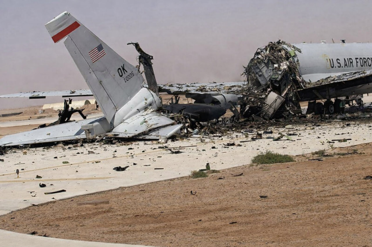 Самолёт США был атакован дронами