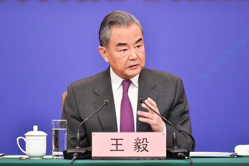 Ван И отверг идею совместного мирового управления Китая и США
