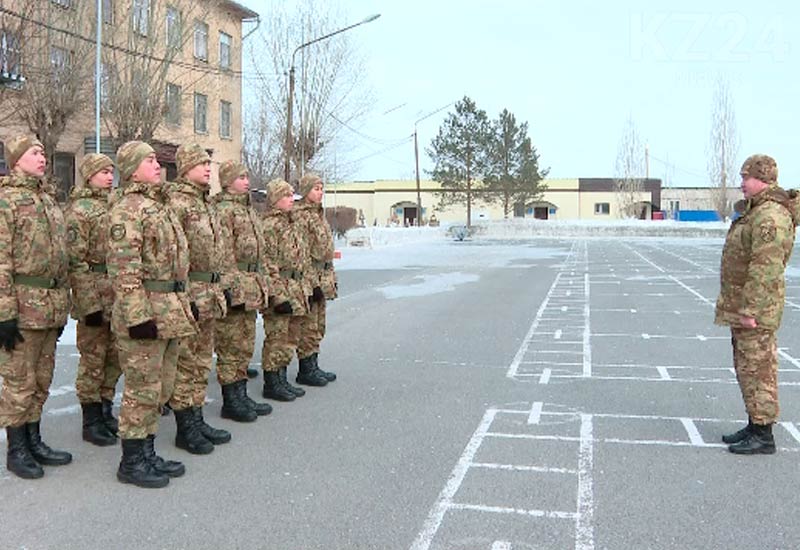 история 10 друзей из Шымкента