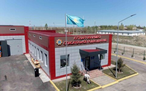 На побережье Алаколя усилили меры безопасности для туристов