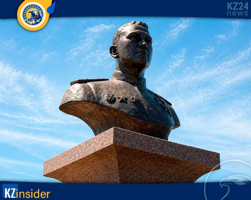 Памятник Сергею Луганскому