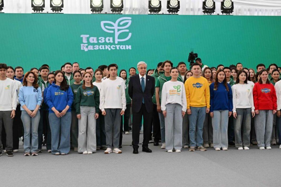 Токаев принял участие в экологическом телемосте в Баянауле