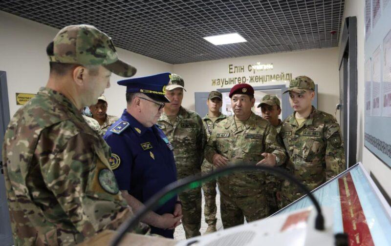 Замминистра обороны проверил воинские части в Астане 1 Рабочая поездка