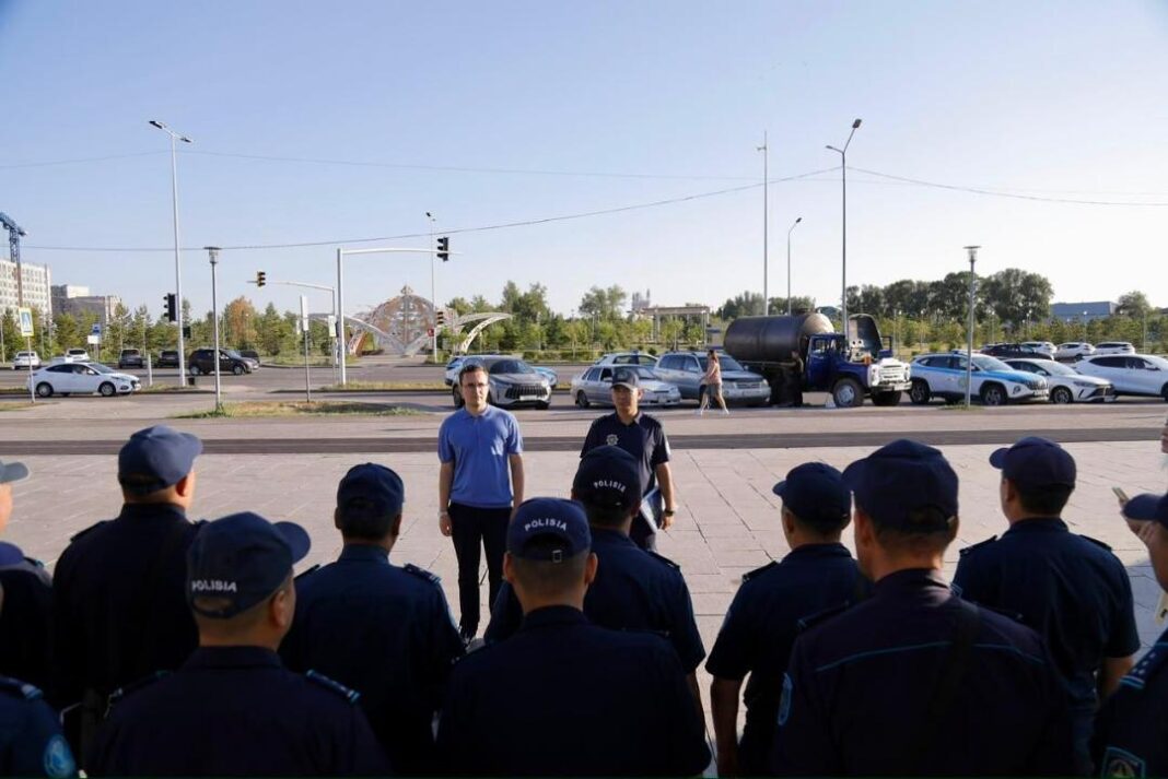 Очередной рейд по соблюдению общественного порядка провели в столичном районе Сарыарка Очередной рейд по соблюдению общественного порядка провели в столичном районе Сарыарка