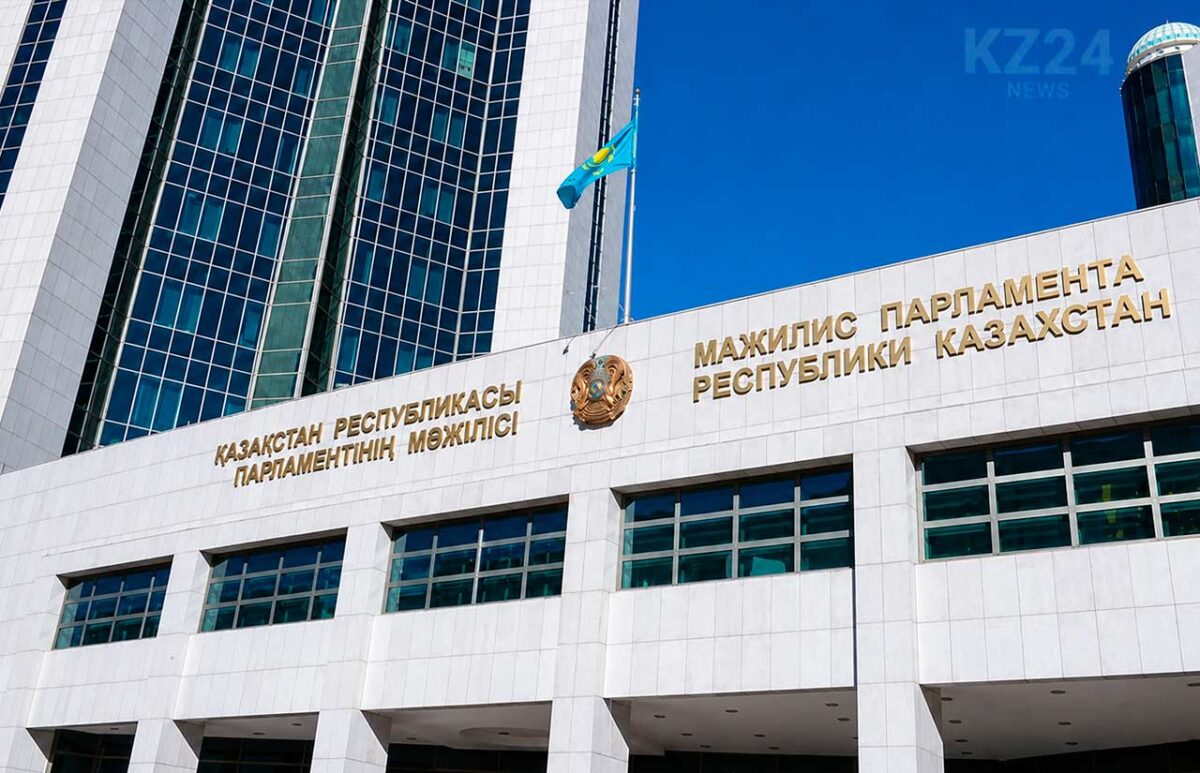 парламент Казахстана Астана здание