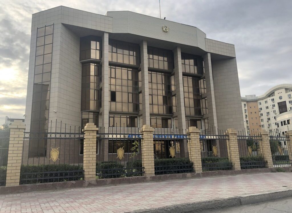 Прокуратура раскрыла схему ухода от налогов с недвижимостью в Атырауской области