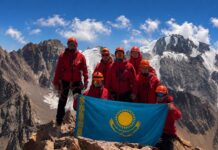 Спасатели Республиканской службы спасения
