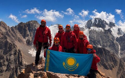 Спасатели Республиканской службы спасения