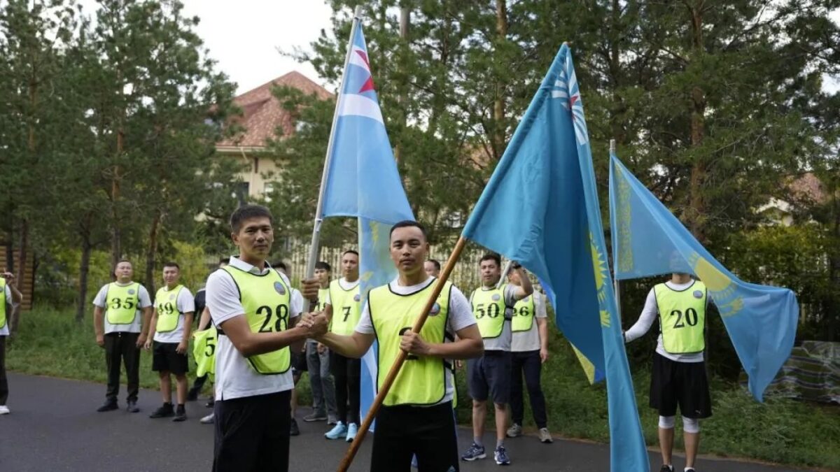 Военные столицы устроили спортивный забег в одном из парков