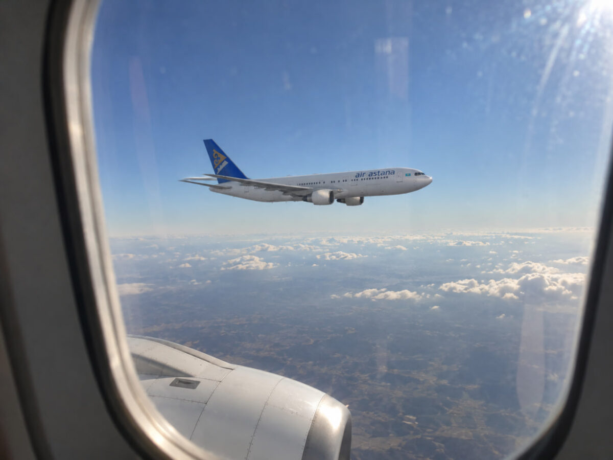Самолёт Air astana
