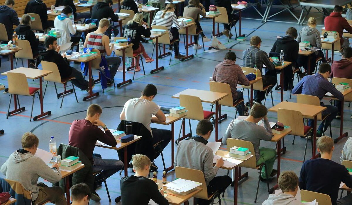 Европа пересматривает школьные экзамены из-за искусственного интеллекта