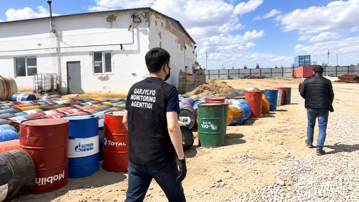 Более 11 млн литров топлива сделали из нефтешлама и отработанных масел: доход — 778 млн ₸ 1 Из нефтешлама
