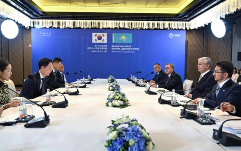 Казахстан предложил Hanwha расширить технологическое сотрудничество 10 Переговоры