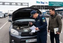 Авто на таможенном посту