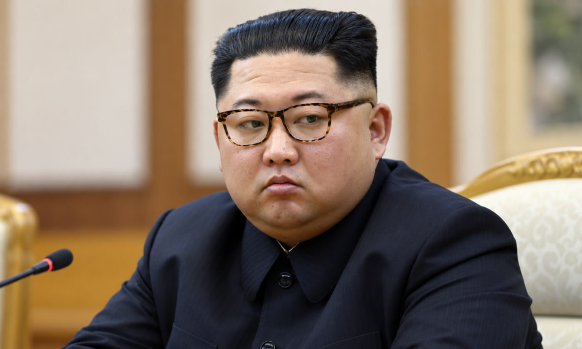 Ким Чен Ын в коме