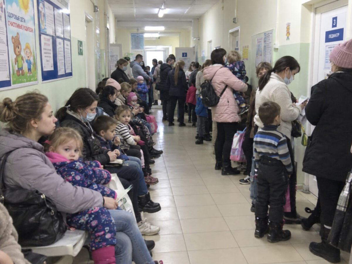 Казахстанцам предложили единый срок ожидания врача: в правилах фигурируют 15 и 60 дней 1 Очереди в Поликлинике
