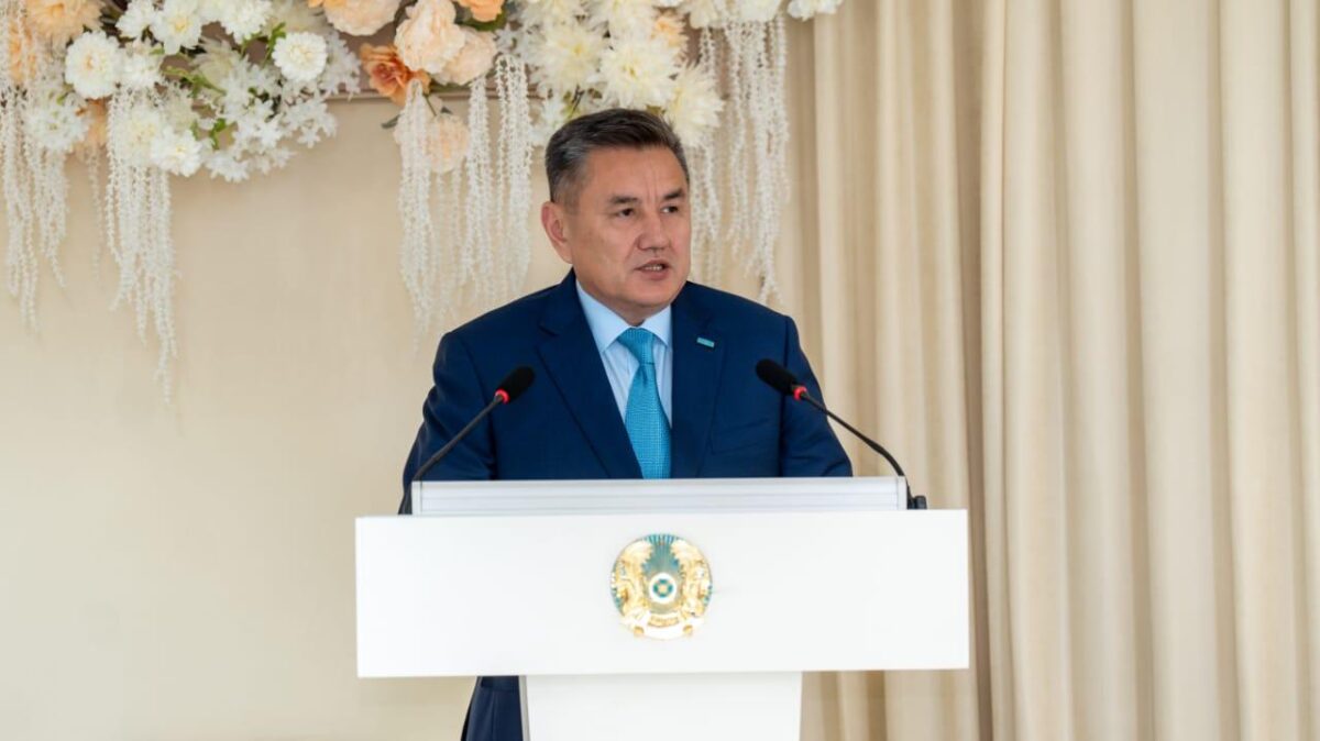 Поздравление акима